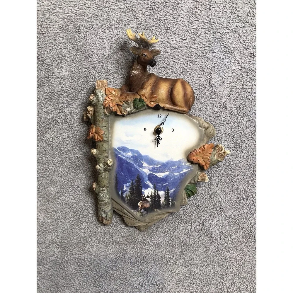 Vintage Rustic Deer Wall Clock 'Time Of Majesty' 3D Design Cabin Decor